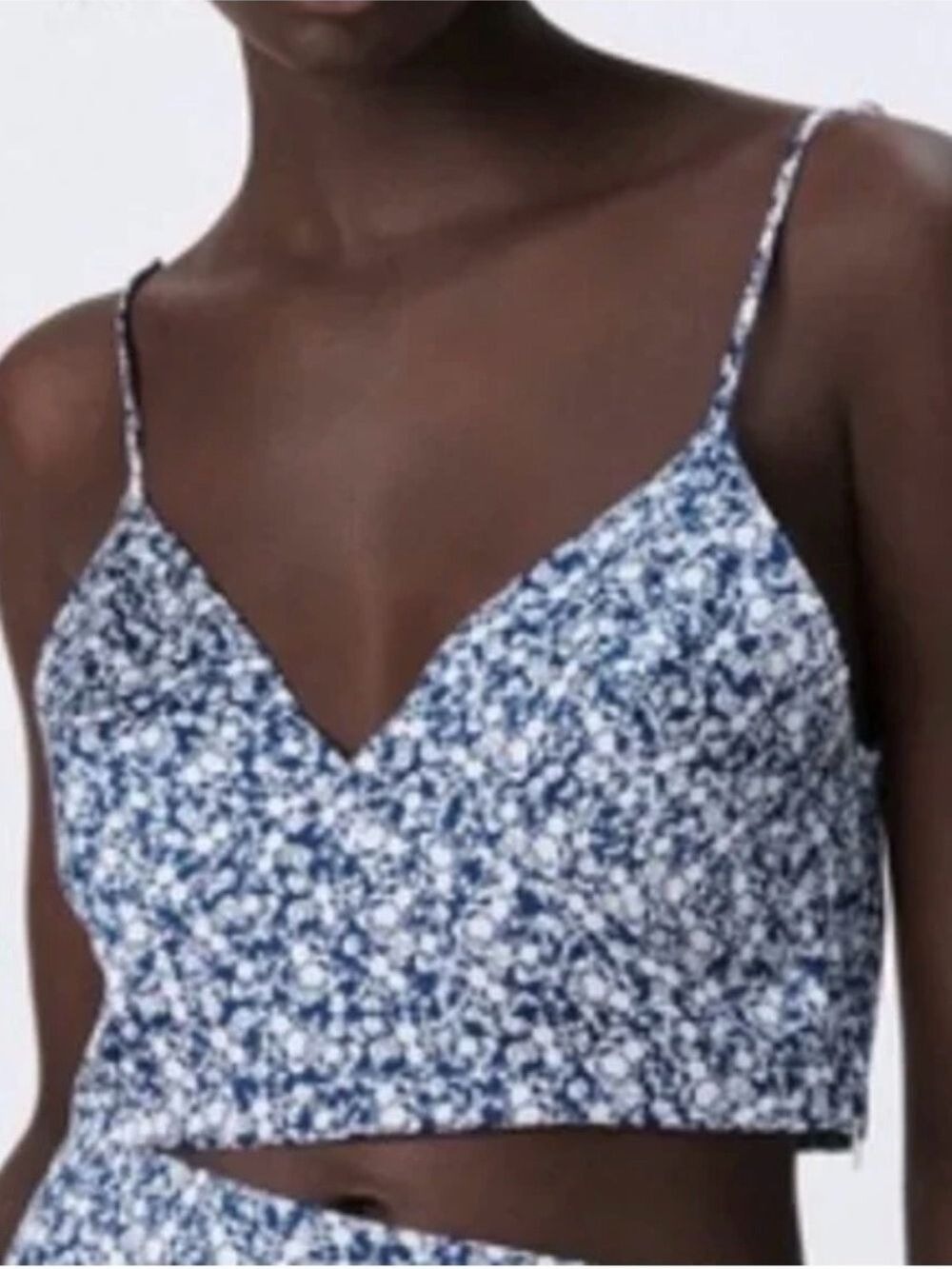 ZARA BLUE & WHITE FLORAL PRINT CROP TOP SATIN FABRIC FEMININE ROMANTIC SZ SMALL